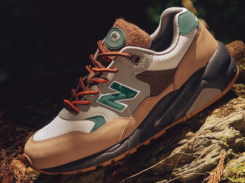 Gallery]【アースカラーのニューバランス】日本生まれのスニーカー