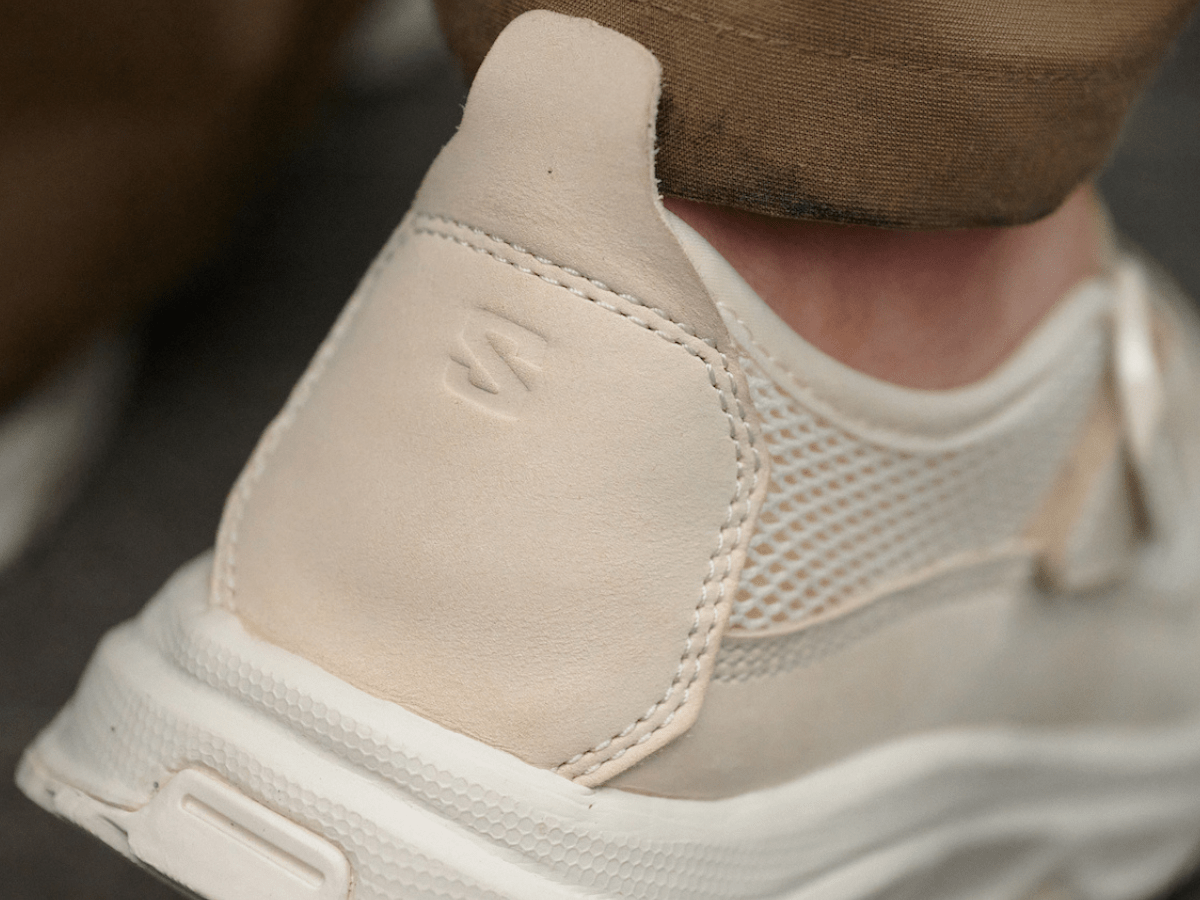 機能性抜群な「サロモン」のサンダルスニーカーはトラッドスタイルのハズし役に！【服のプロが夏に履きたいサンダルSNAP】