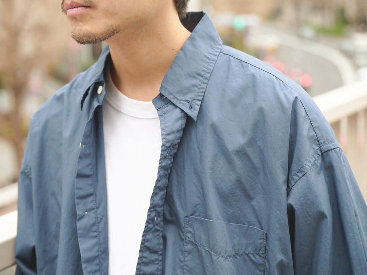 今は「ブルーのシャツ」が気分。オシャレな３人のリアル愛用品と正解着こなし。特別なオーラリー 、ビッグでコスパ最高なノーティカ…