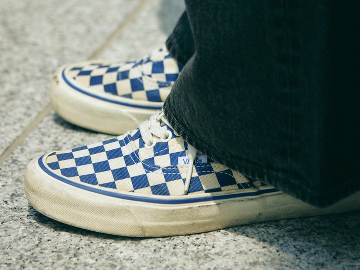 真夏は「軽やかなヴァンズ」で！ オシャレな人が買ってよかった愛用スニーカーと正解着こなし６選。