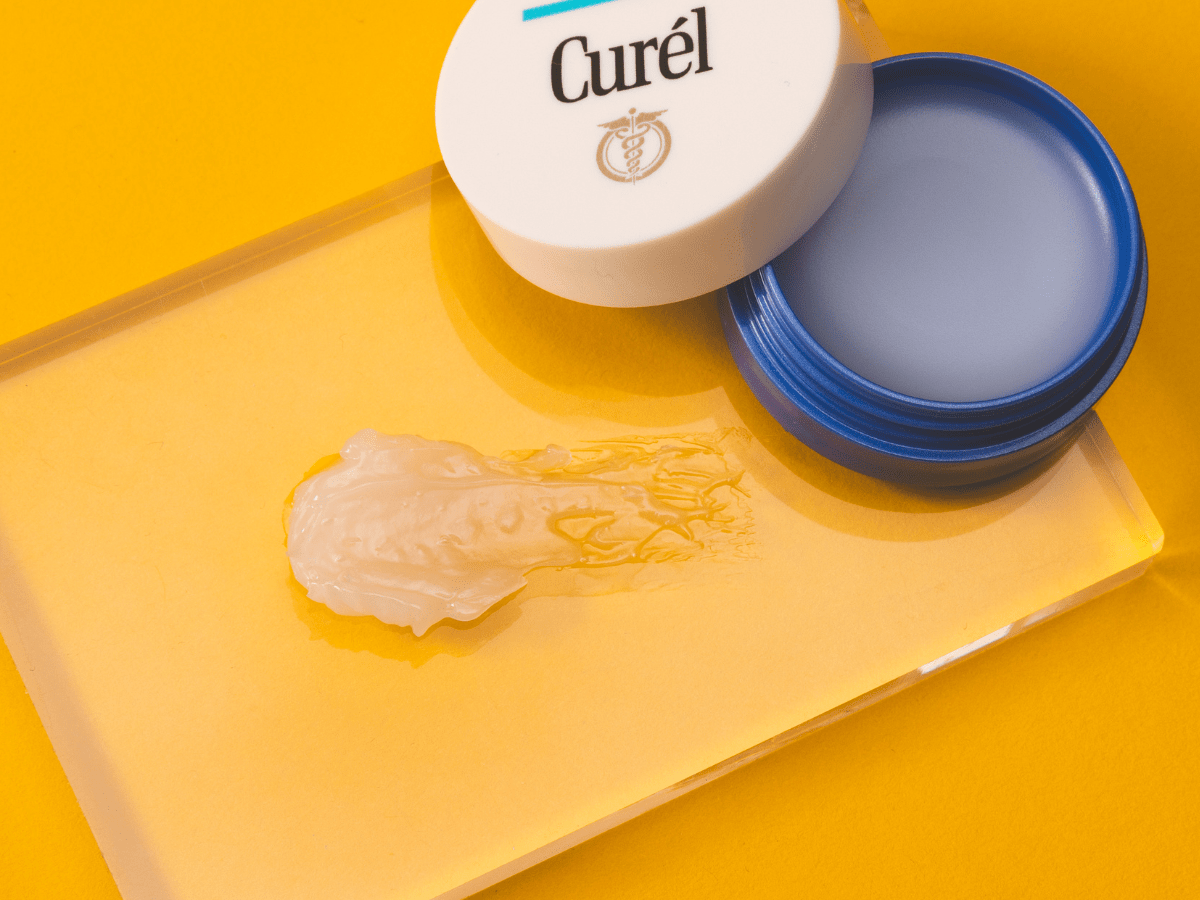 リップバーム　テクスチャー　イメージ画像