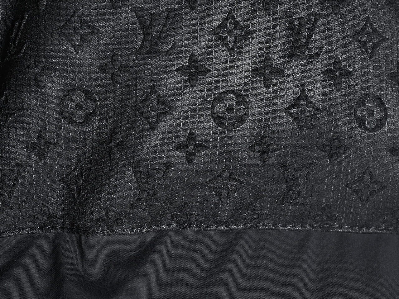 [Gallery] 「ルイ・ヴィトン」で買うべき“極上の黒ダウン”。モノグラムを配したブラックエレガンスを徹底解説！