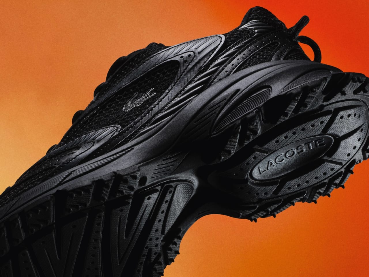 「ラコステ」の人気シリーズから最新スニーカーが到着！迫力のあるフォルムとカラーパレットが春コーデをアップデートしてくれる！