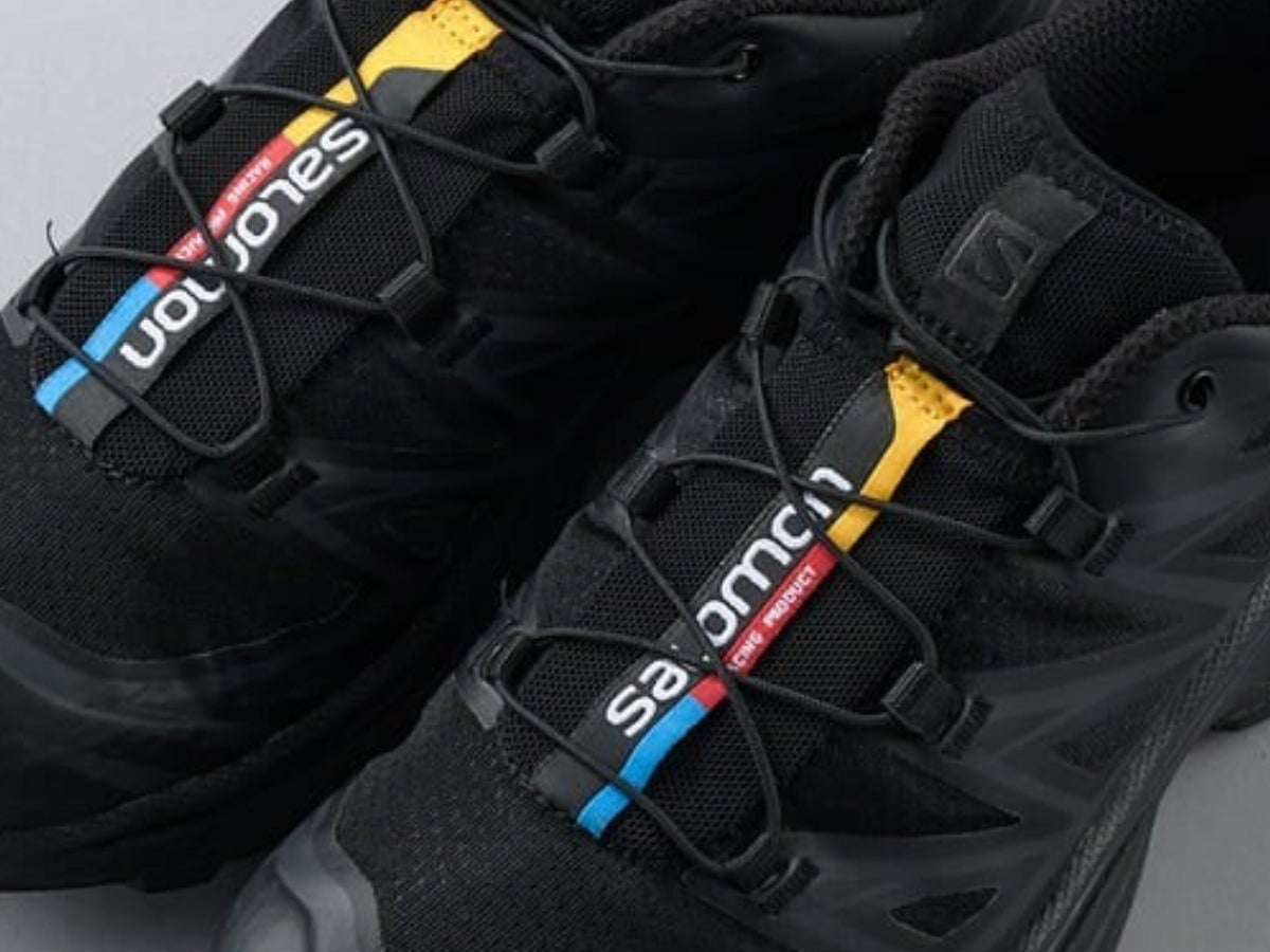 [Gallery]「サロモン」“XT-6”は履けば履くほど好きになる！ 雨ニモマケズ…な春夏秋冬スタメンの黒スニーカー[編集者の愛用私物 #161]