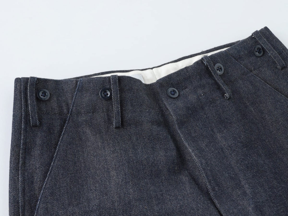 海外仕様のレインウェアから軍モノベースの大人ジーンズ…【服のプロが欲しい春新作／にしのや プレス編】