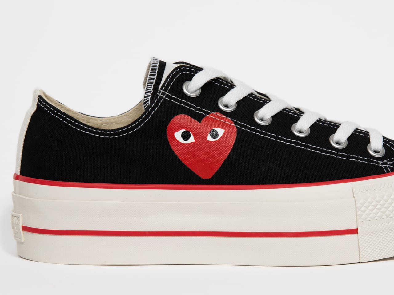 コムディギャルソンコラボ、コンバースホワイトレッドスニーカー ☆ 国内正規 PLAY COMME des GARCONS CONVERSE コラボスニーカー