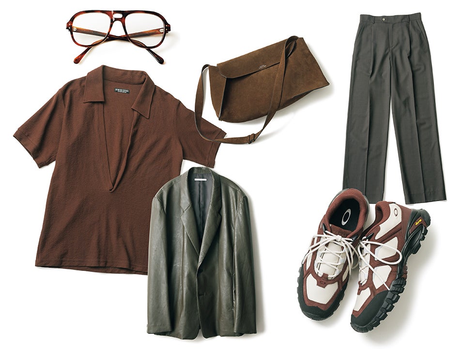 オークリーのスニーカー、スタジオ ニコルソンのバッグ…春に買うべき「ブラウン名品」６選！