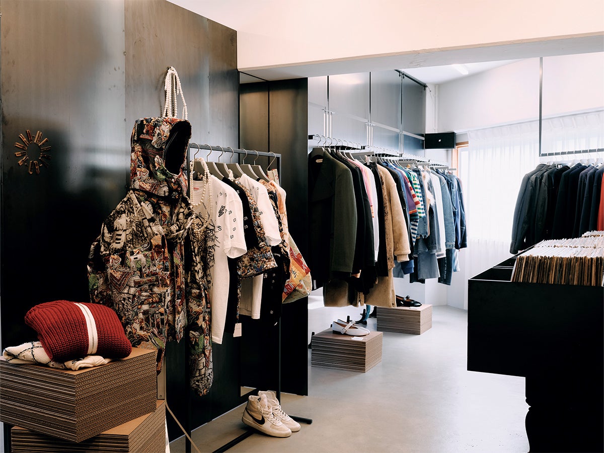 渋谷区富ヶ谷にあるインディペンデントなディレクターズショップ　「Mars」って知ってる？服と音楽好きにはたまらない大人の遊び場！