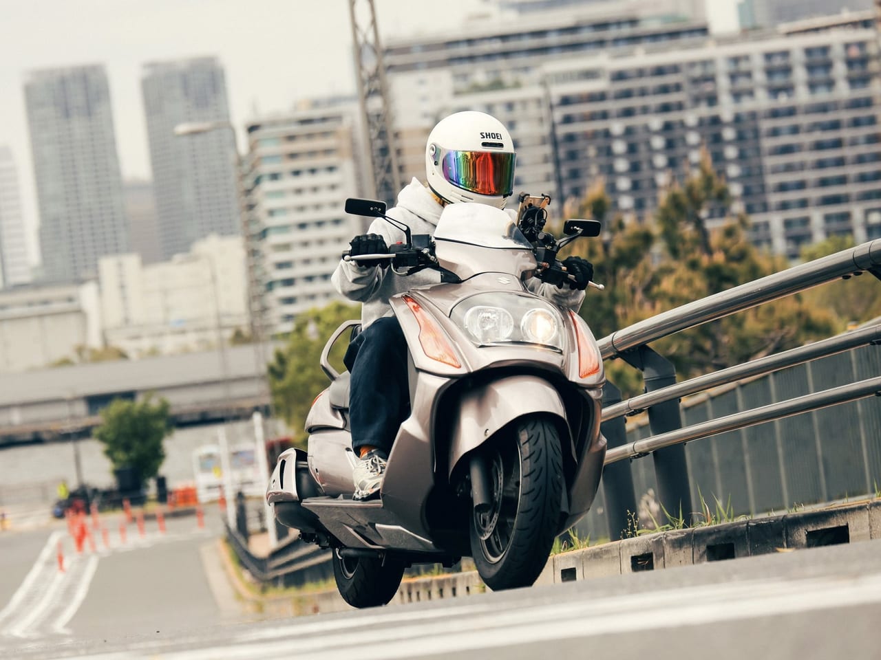 【後編】「スズキ ジェンマ」には数字で測れない感動がある。ピーキーすぎない、ちょうどいい相棒【俺たち20代“クルマ・バイク”語り！／Vol.42②】