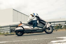 [Gallery] 「スズキ ジェンマ」は漫画『AKIRA』のあのバイク⁉︎　かつての不良カルチャーを今っぽく乗りこなす！【俺たち20代“クルマ・バイク”語り！】