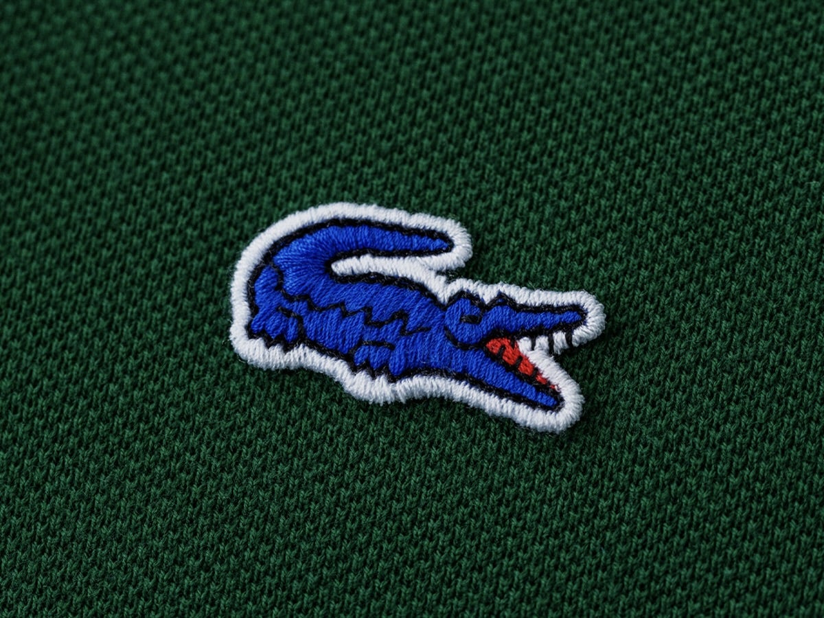 大人カラーの「特別なラコステ」を。「シップス」別注のポロシャツが新色を加えて今年も待望のリリース！