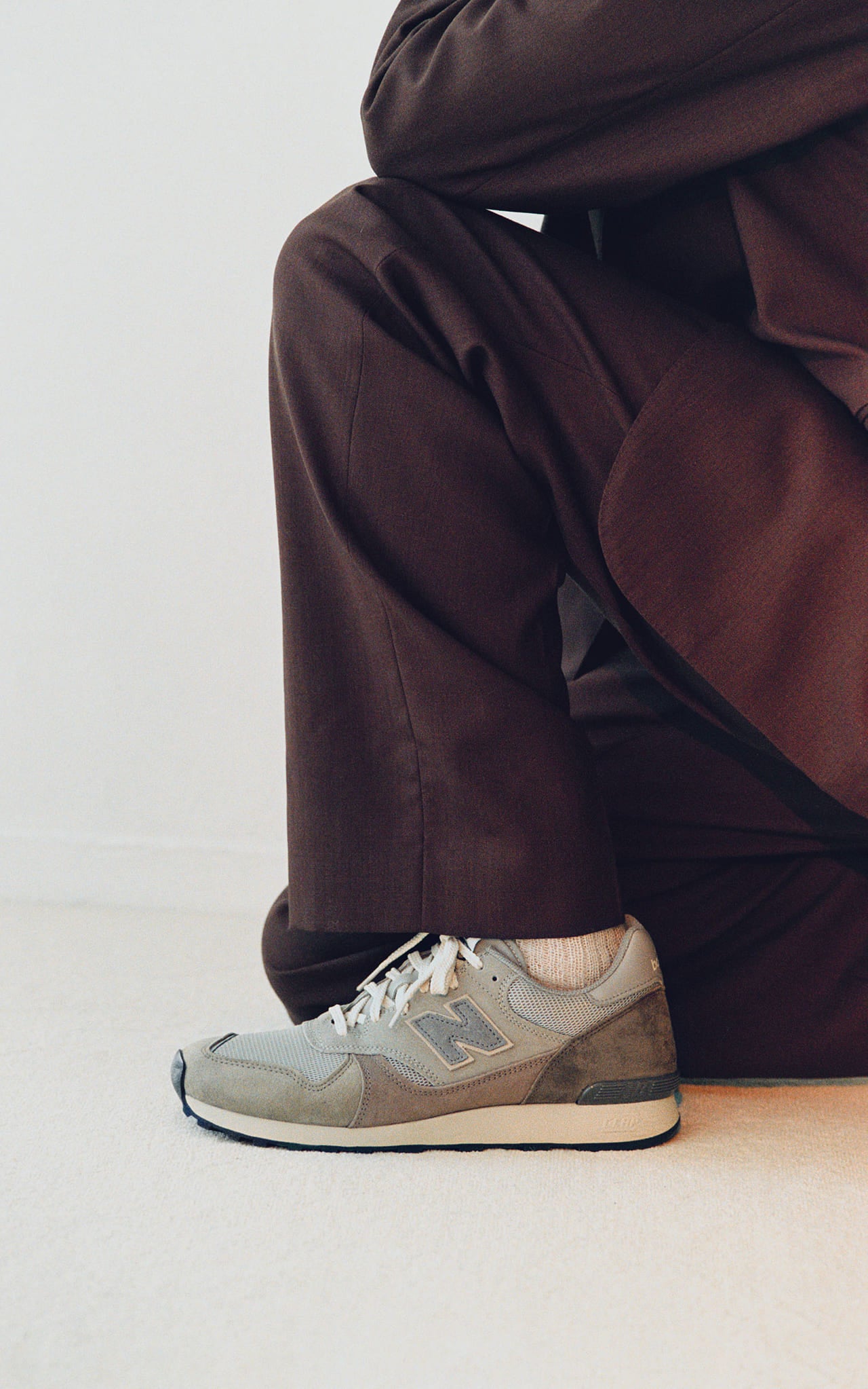 AURALEE オーラリー New Balance ニューバランス メインビジュアル 3