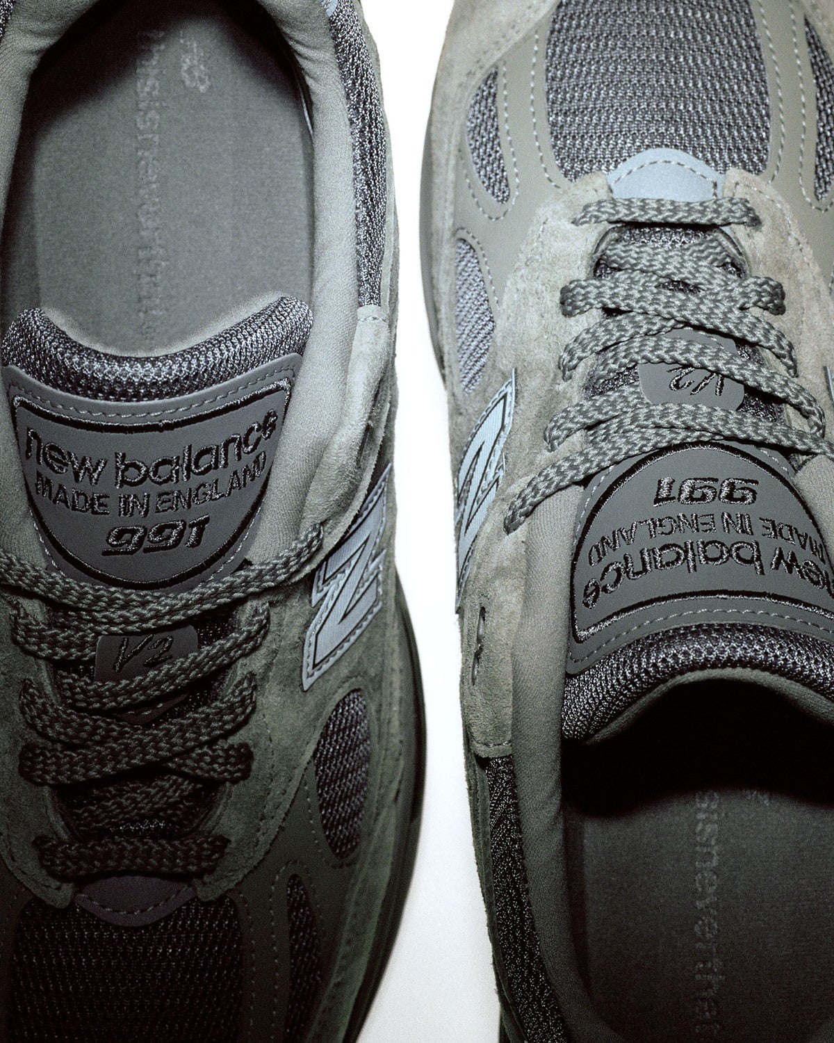thisisnevert®×New Balance Made in UK 991v2のアッパー