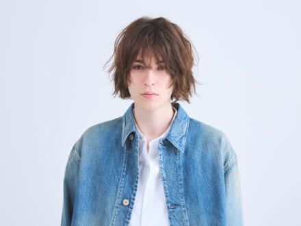 エフォートレスな「くせ毛風パーマ」が、メンズボブのトレンド感度を上げてくれる【東京最旬ヘアカタログ】