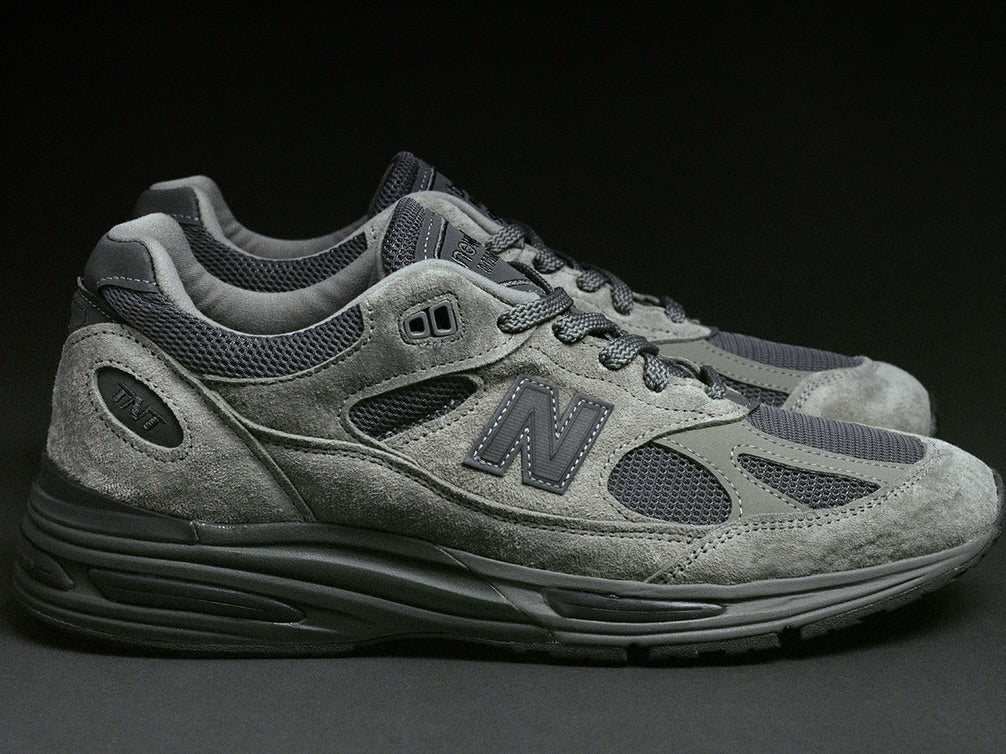 thisisnevert®×New Balance Made in UK 991v2のサイド