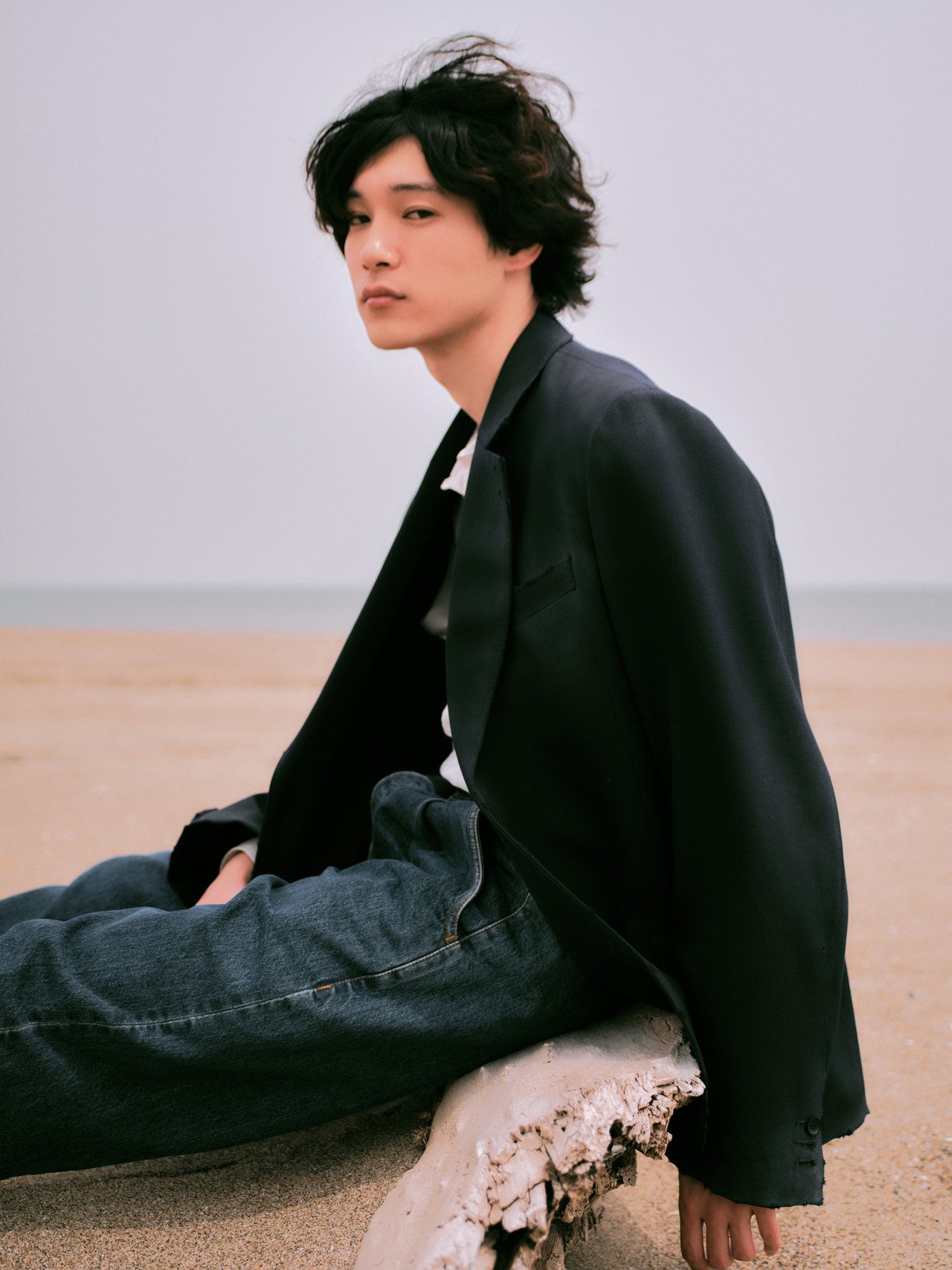 ANOTHER ASPECTのデニムパンツの正解着こなし