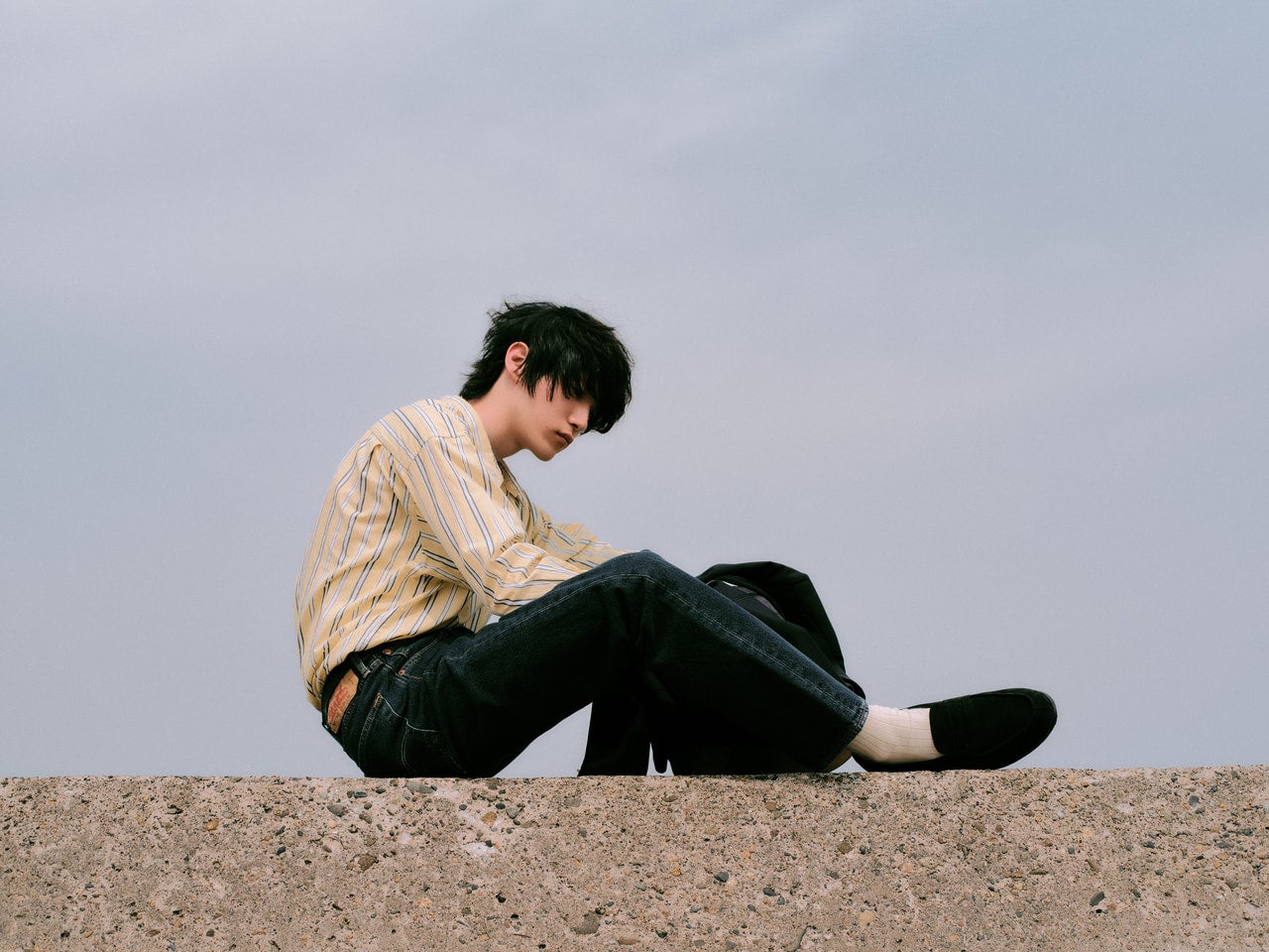 Levi’s®「501® ジーンズ '93 ダークインディゴ」の正解着こなし