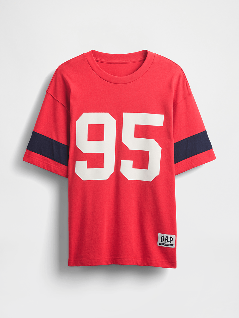 Gap(ギャップ)の日本上陸30周年記念Tシャツ レッド