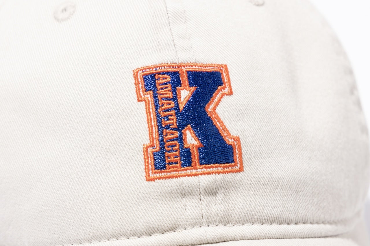 かまいたち ニューエラ コラボレーションモデル キャップ 9TWENTYTM ホワイト ロゴ