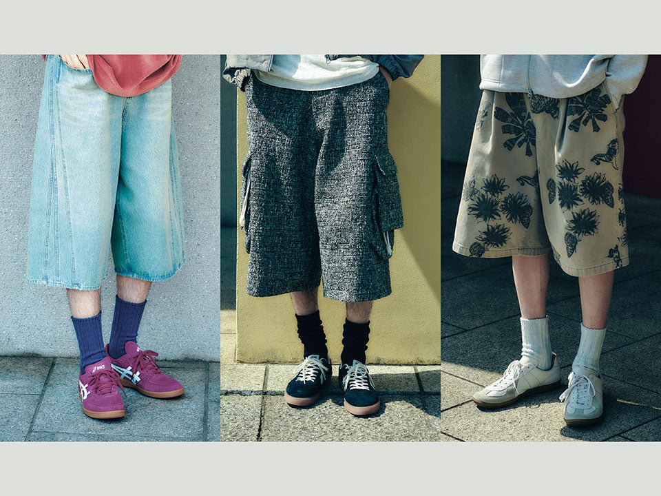 トレンドの「薄底スニーカー」と「ワイドショーツ」の正解着こなし３選！アシックス、コンバース…ソックス使いがカギ！