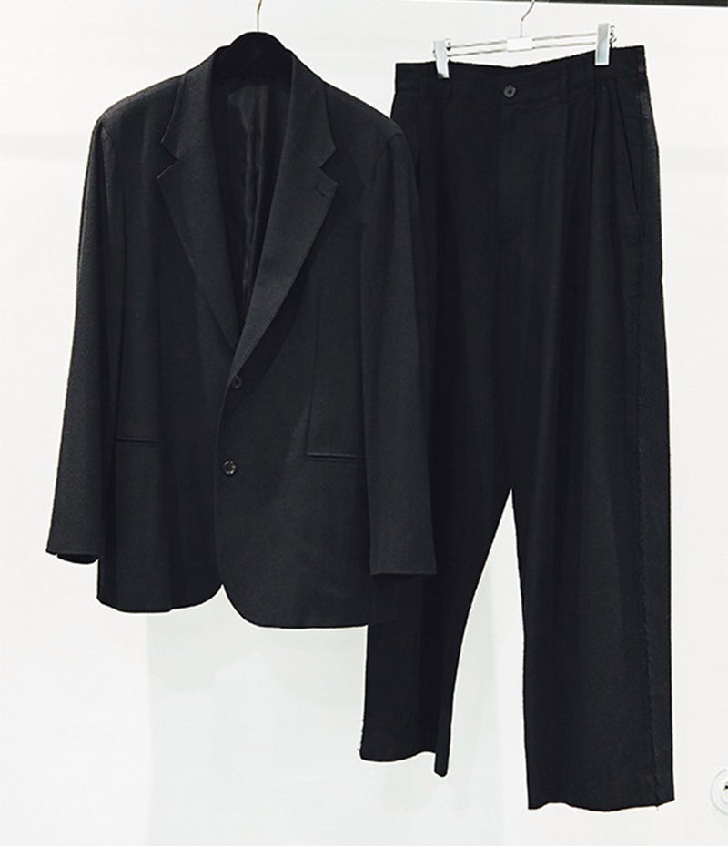 シルクネップジャケットとパンツ