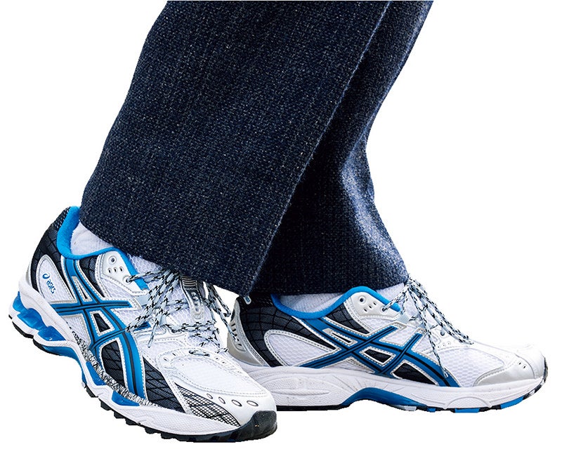 ASICSのスニーカー