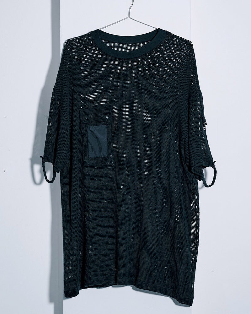 TammeのBASKET MESH PASS HOLDER T-SHIRT