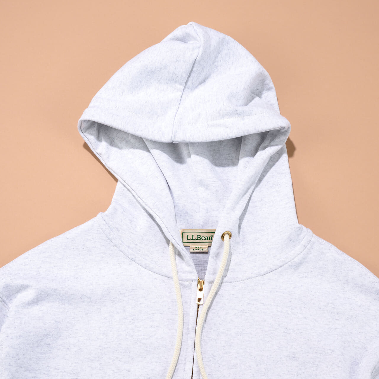 エディターが買ってよかったL.L.Bean（エル・エル・ビーン）のスウェットパーカのフード