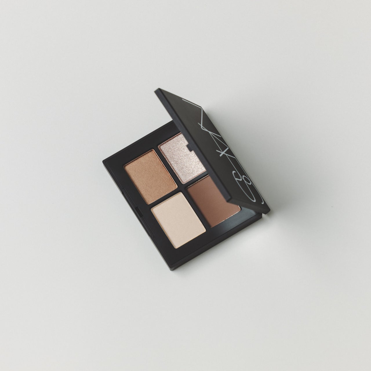 NARS クワッドアイシャドー