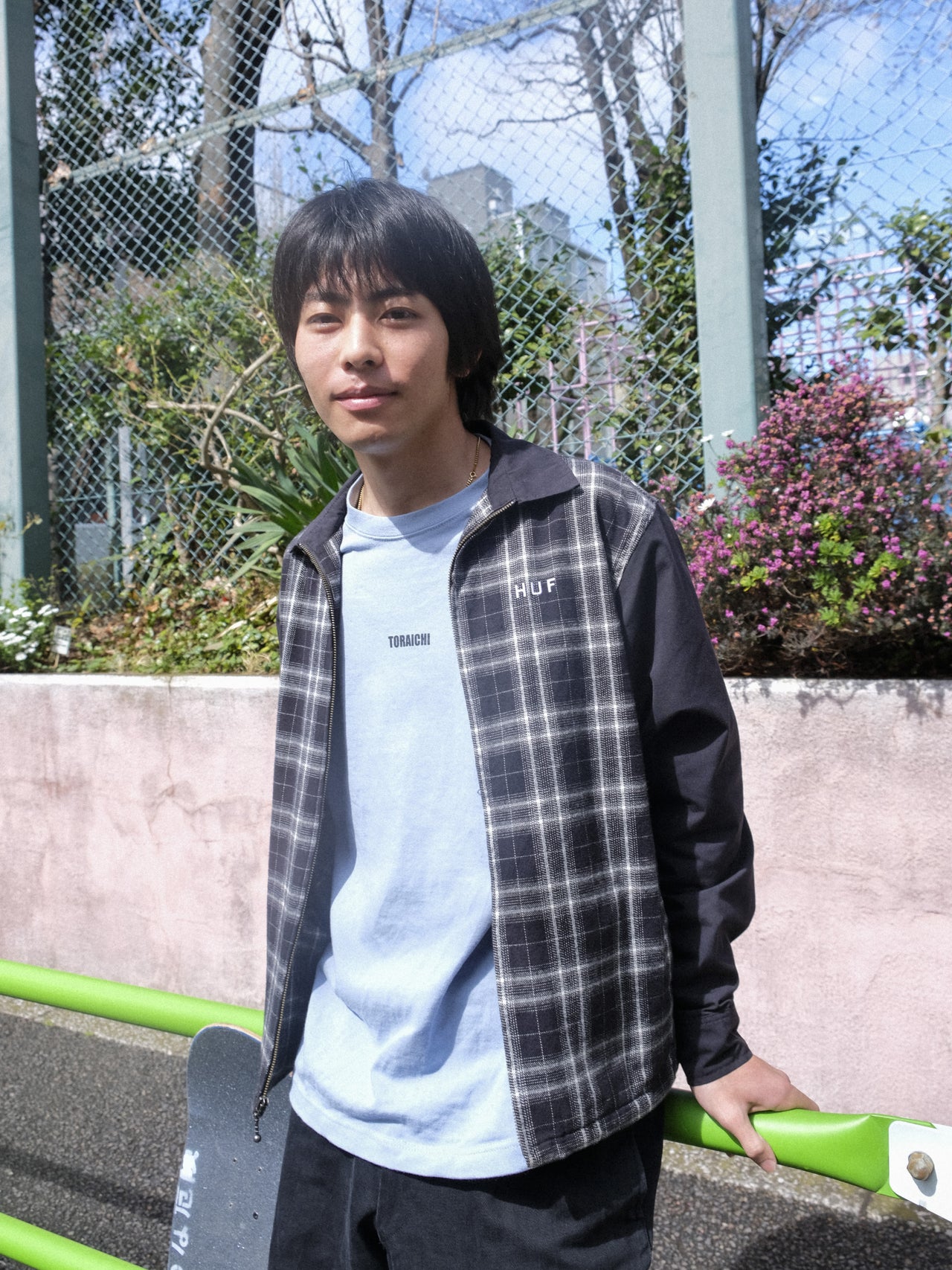 HUFのシャツ