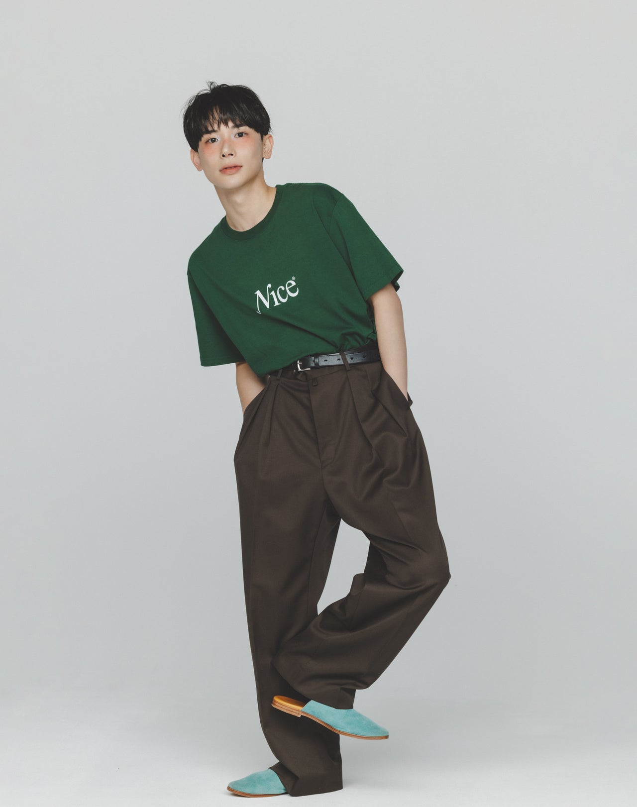 スーベニアTシャツ×日焼けメイク