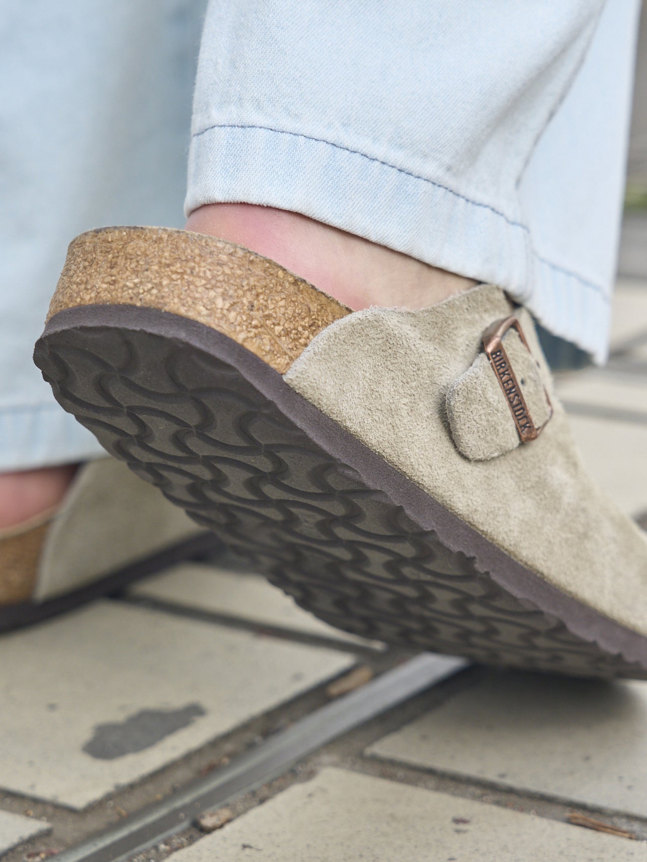 BIRKENSTOCK の定番名品サンダル「BOSTON」のソール