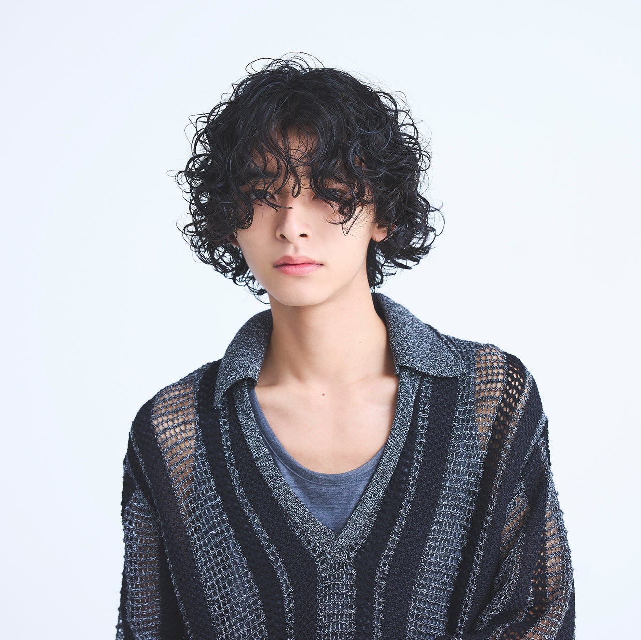 ミディアムヘアのパーマスタイル