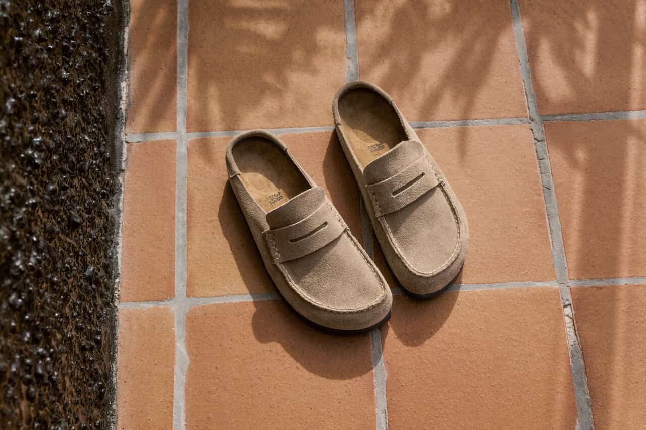 BIRKENSTOCK　NAPLES　ユニセックス　ベージュ　より