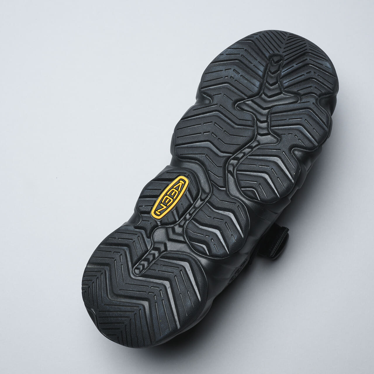 ７月に買うべきキーンのサンダ／HYPERPORT CLOG LEATHERのアウトソール