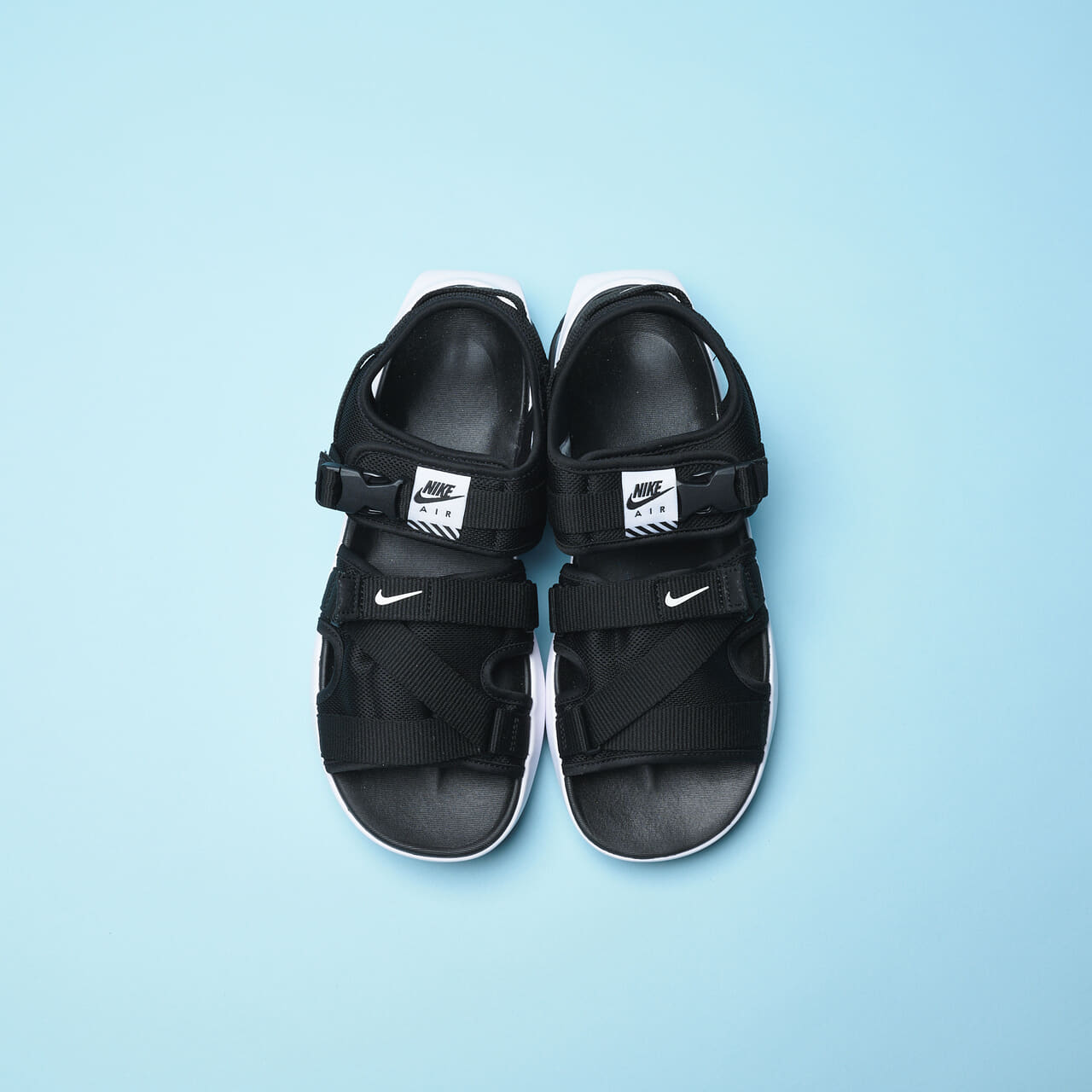 7月に買うべきナイキのサンダル NIKE AIR MAX SOL SANDAL
