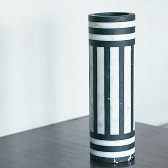 EDITIONS MILANOのBLOOM VASE M