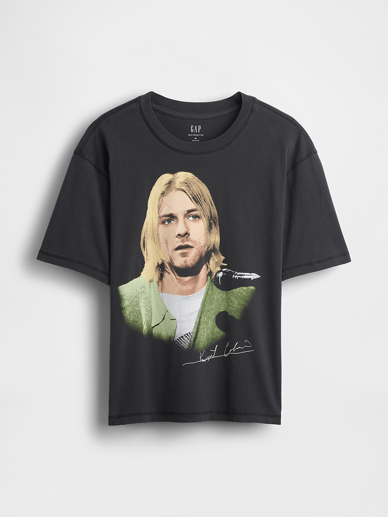 Gap(ギャップ)のカート・コバーンTシャツの表面 2025年
