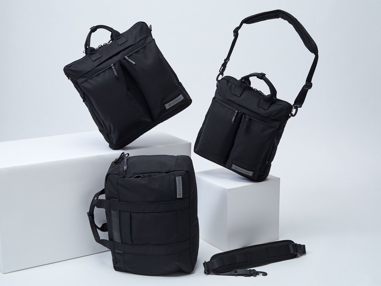 オンオフ兼用OK！「ホワイタージュ」から大人ネイビーの新作が登場！大容量な収納力と都会的なデザインは毎日愛用したくなる！