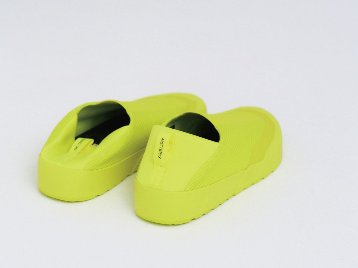 [Gallery]【いま買うべきニュースな新作８選】ファッション性と快適性を備えた「アークテリクス」の最強スニーカー、「グッチ」の新作ローファー…[Mew!]