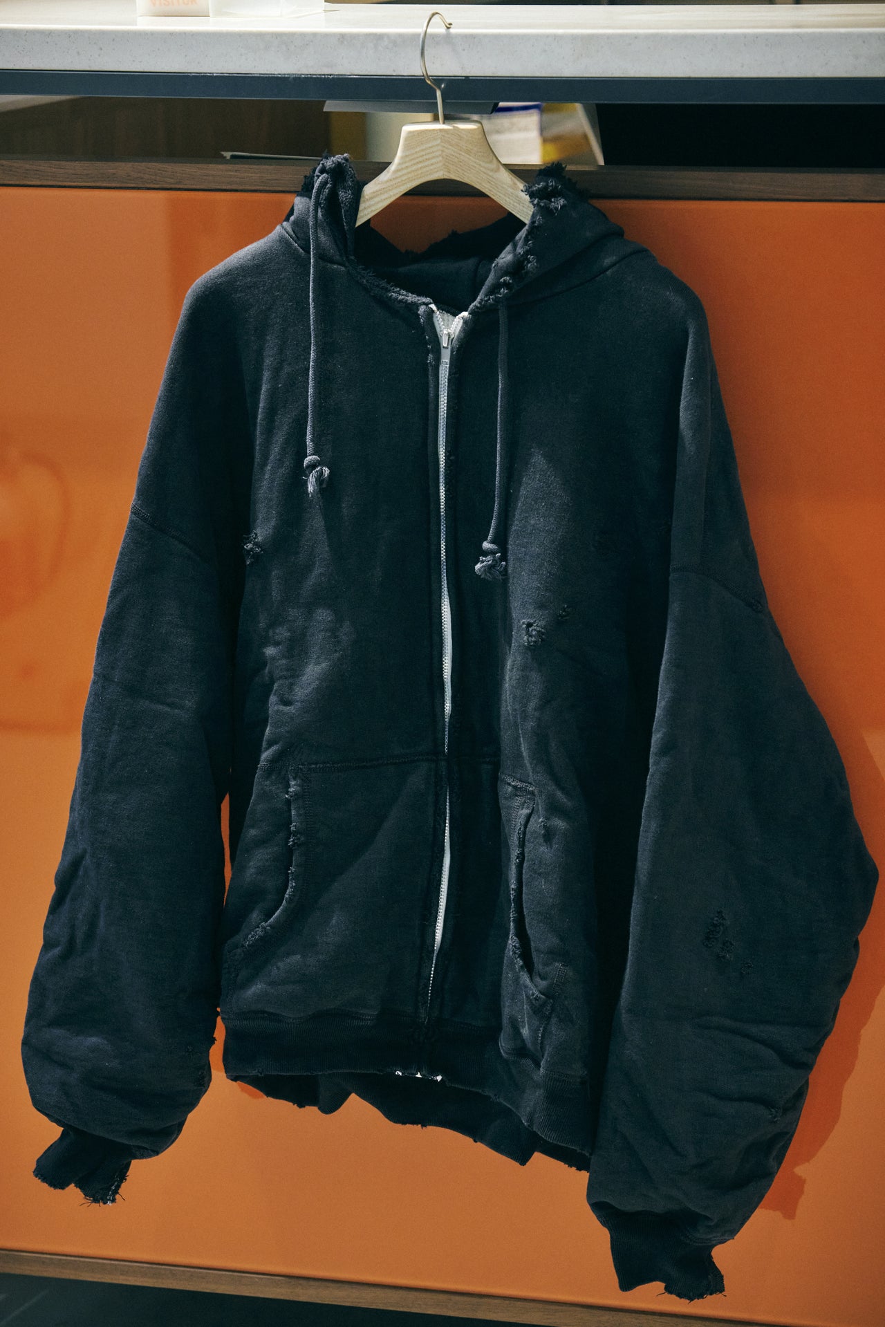 オシャレな人が買ってよかった〈BOWWOW×BEAMS〉のジップパーカ