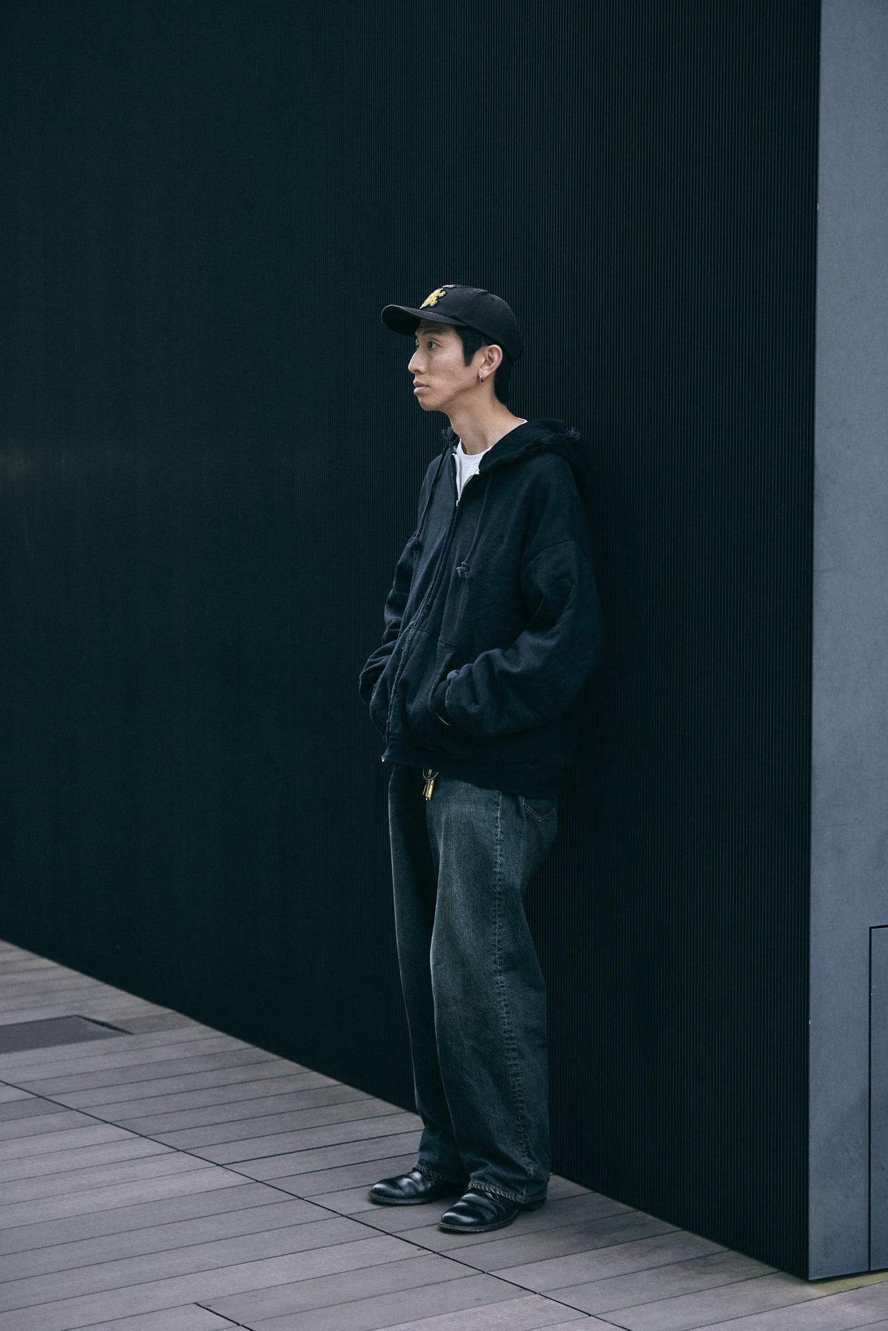 オシャレな人が買ってよかった〈BOWWOW×BEAMS〉のジップパーカのコーディネート