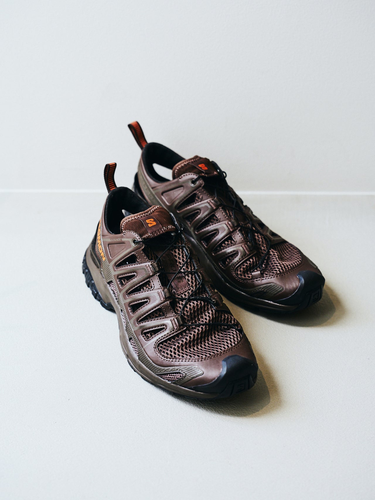 SALOMONの新作サンダル「XA PRO 3D Amphib」