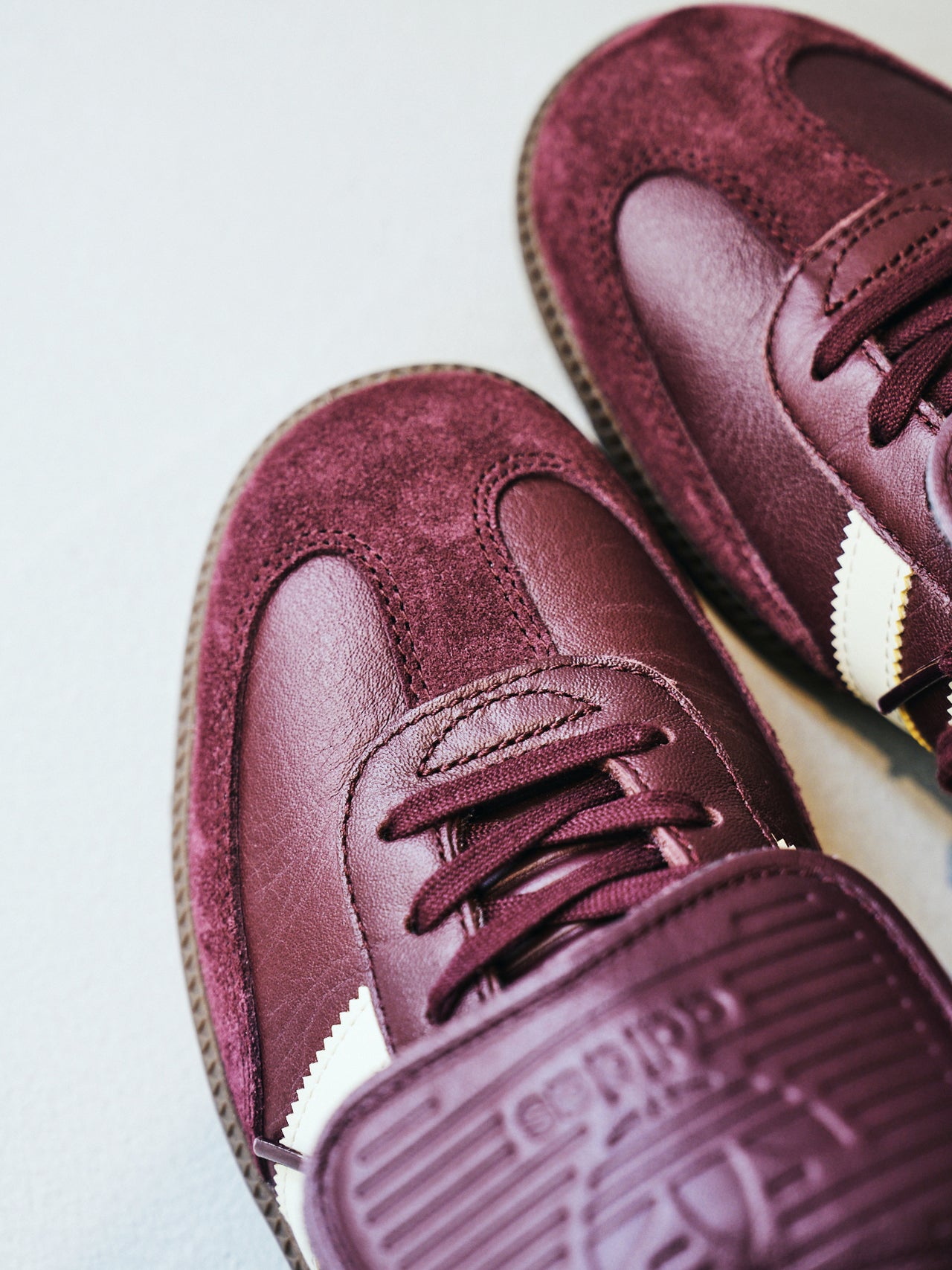 adidas Originals for BEAUTY&YOUTHの新作スニーカー「SAMBA LT」のトウ