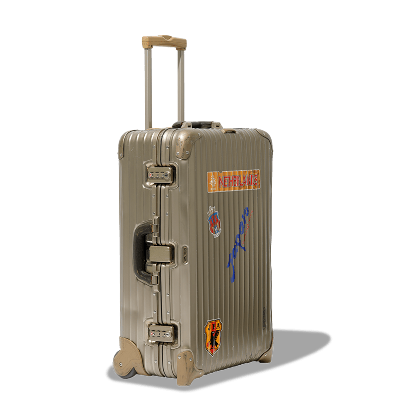 RIMOWA(リモワ)のユーズドスーツケース「RE-CRAFTED」18