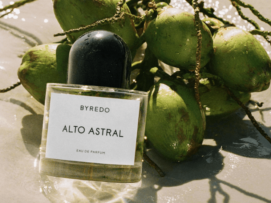 「BYREDO（バイレード）」から高揚感をまとう新作フレグランスが登場！夏の空気にとける、軽やかで官能的な香り