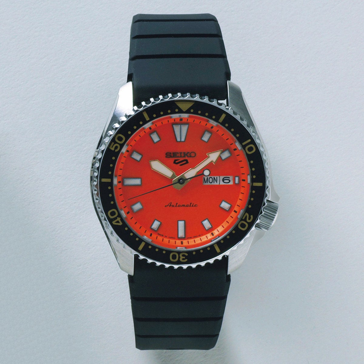 SEIKO 5 SPORTSの時計