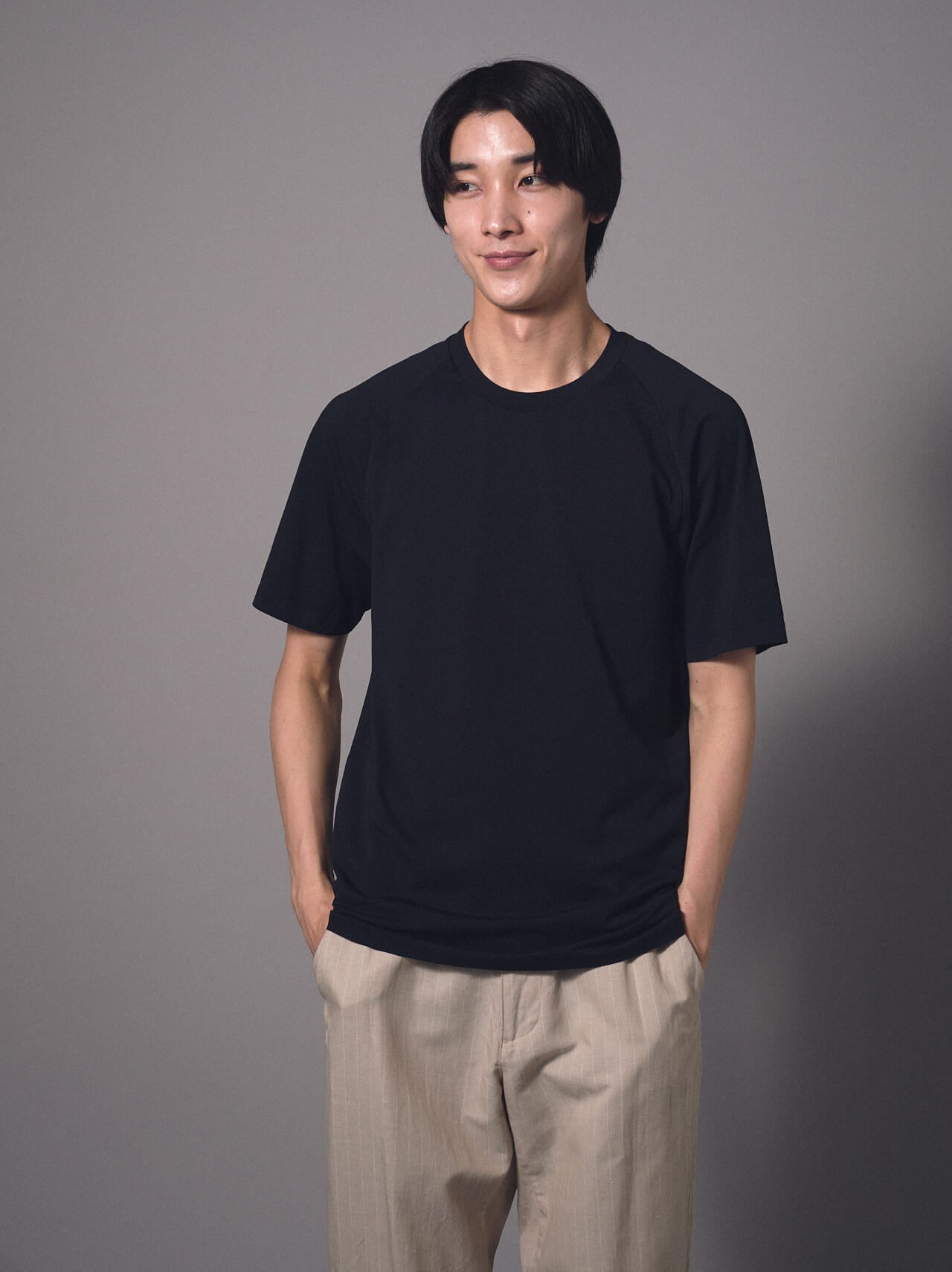 ユニクロの涼なTシャツ ドライEXクルーネックTシャツを服好きが試着&本音レビュー