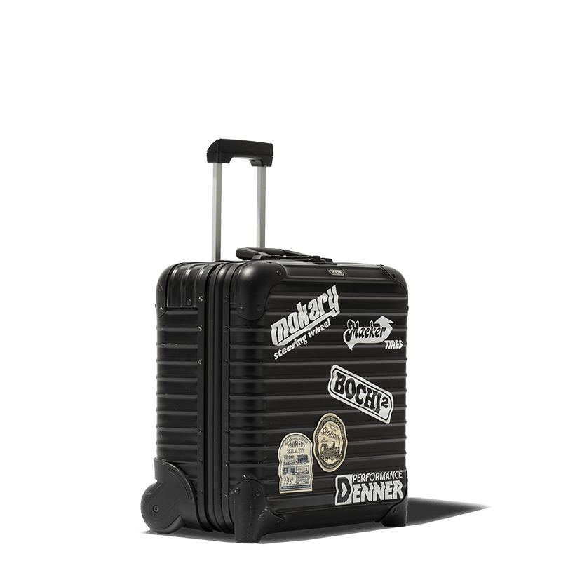 RIMOWA(リモワ)のユーズドスーツケース「RE-CRAFTED」1