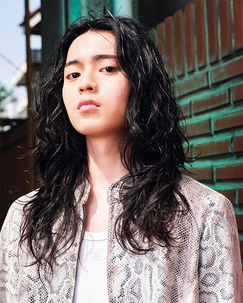存在感抜群なメンズロングヘア